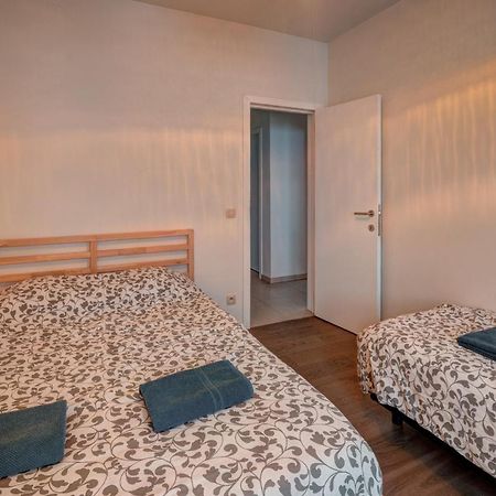 Theater Lodge Apartment In Heart Of Antuérpia Exterior foto